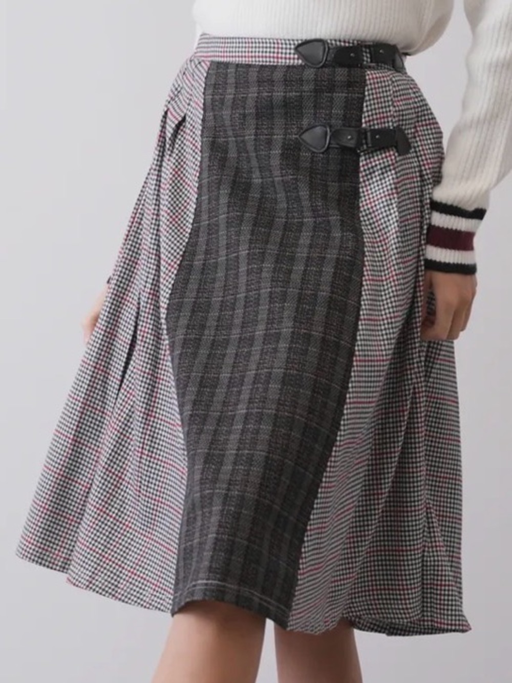 Plaid Buckle Skirt